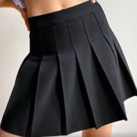 Sunday Best| Cute Burgundy Mini Skater Skirt Sz XXS - Picture 5 of 5